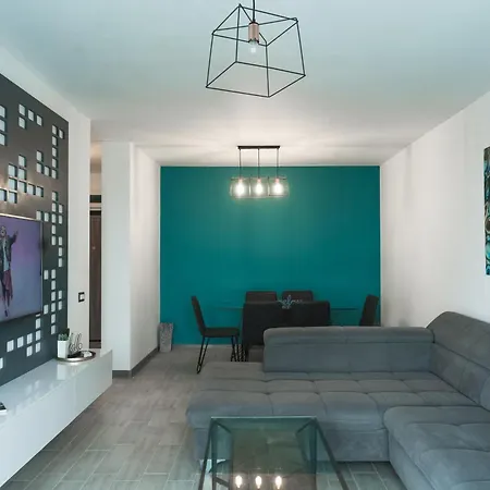 Blue Horizon-8th Floor, Alezzi Năvodari